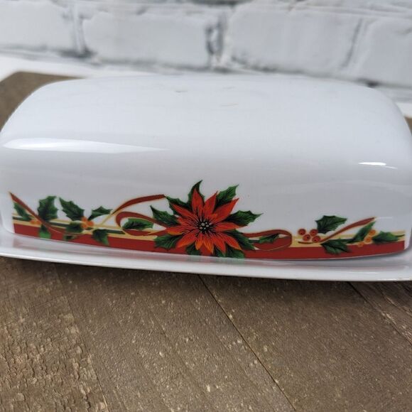 Vintage Christmas dishes, Ancam Poinsettia pattern butter dish with lid - Picture 4 of 7